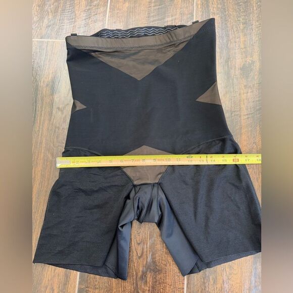 🖤Honeylove SuperPower Short Shapewear | Size 1X | Black | NWT - Picture 14 of 15